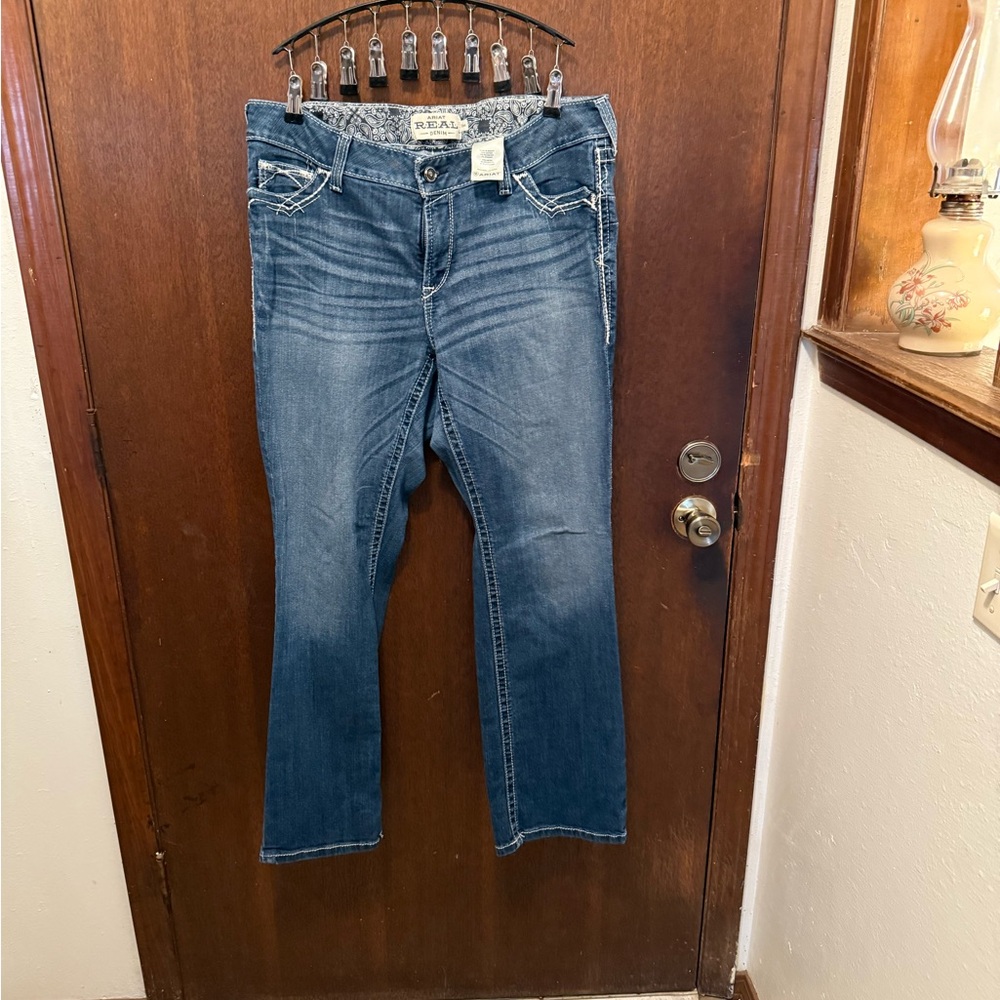 🛍️ Ariat Blue Denim Jeans